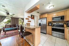 Stylish 2-story Home Pool