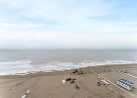 Apartment in Blankenberge With Sea Views