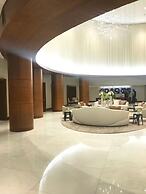 Stunning Beachfront Luxury- Your Perfect Getaway!