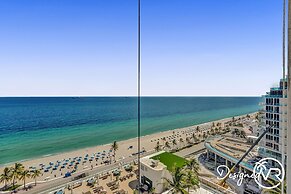 Stunning Beachfront Luxury- Your Perfect Getaway!