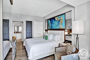 Stunning Beachfront Luxury- Your Perfect Getaway!