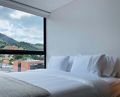 w Minimalist Loft in Santa Barbara