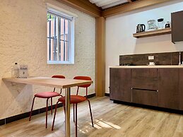 w Perfect Loft w Fantastic Deco in Cali