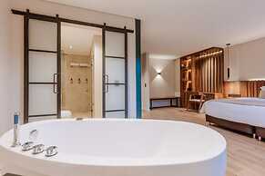 w Loft Superior City View