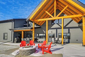 Modern & Spacious Luxe Home in Remote Fort Peck!