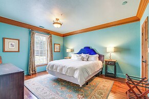 On-site Hiking: Expansive Retreat in Kingsport!