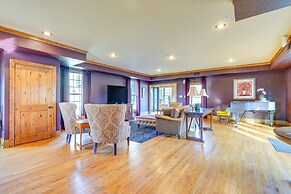 On-site Hiking: Expansive Retreat in Kingsport!