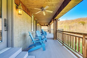 On-site Hiking: Expansive Retreat in Kingsport!