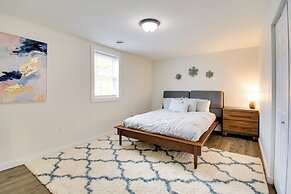 < 1 Mi to Lake Ontario: Oswego Group Retreat