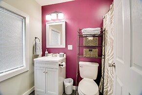 Walk to Historic Square: Oswego Home Near Lake