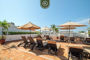 One Beach Street 310 C