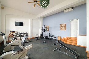 One Beach Street 310 C