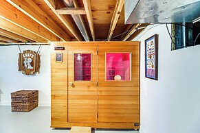 Short Drive to Itasca State Park - Waterfront Home