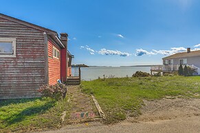 Walk to Beach: Water-view Abode in Portsmouth!