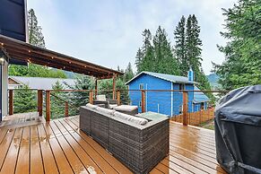 Waterfront Alder Lake Retreat: Private Deck!