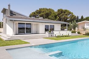 Flaben Luxury Villa in Diano Marina