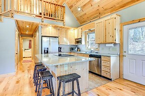 13 Mi to Cashiers: Cabin w/ Wraparound Porch!