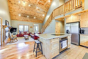 13 Mi to Cashiers: Cabin w/ Wraparound Porch!