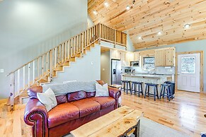 13 Mi to Cashiers: Cabin w/ Wraparound Porch!