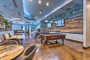 Walk to White-sand Beach: Resort Condo in Destin!