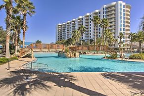 Walk to White-sand Beach: Resort Condo in Destin!