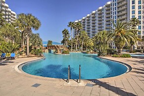 Walk to White-sand Beach: Resort Condo in Destin!
