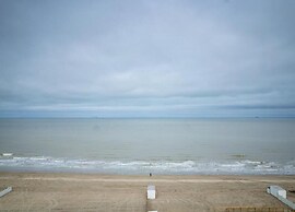 Studio in Blankenberge With Sea Views