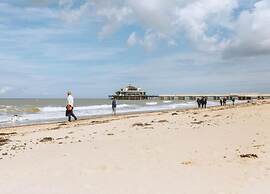 Studio in Blankenberge With Sea Views