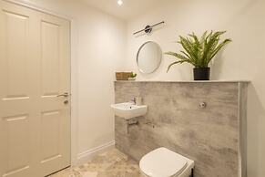 Host Stay Apartment 1 King s Court