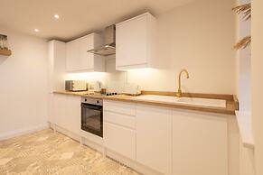 Host Stay Apartment 1 King s Court