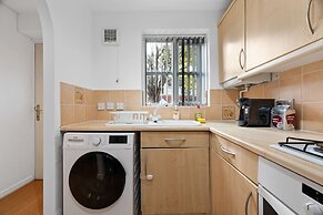 Homely 2bed 2bath House in Erdington With Parking Sleep 6