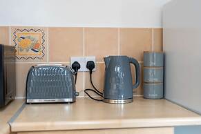 Homely 2bed 2bath House in Erdington With Parking Sleep 6