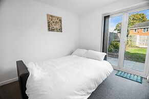 Homely 2bed 2bath House in Erdington With Parking Sleep 6