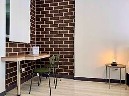 w Comfy Loft w Great Deco in Cali