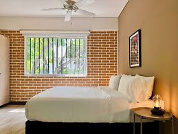 w Cozy Loft w Majestic Deco in Cali