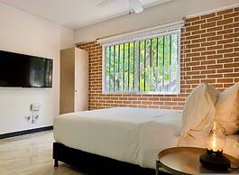 w Cozy Loft w Majestic Deco in Cali