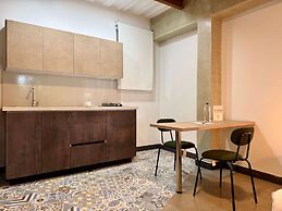 w Fantastic Loft w Modern Deco in Cali