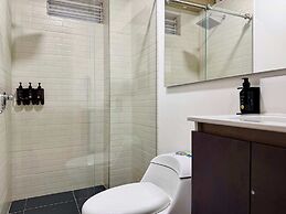 w Fantastic Loft w Modern Deco in Cali