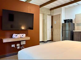 w Fantastic Loft w Modern Deco in Cali