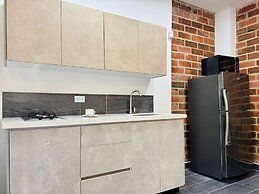 w Marvelous Loft w Fantastic Balcony in Cali