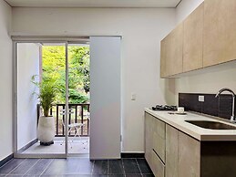 w Marvelous Loft w Fantastic Balcony in Cali