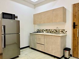 w Glorious Loft w Elegant Balcony in Cali