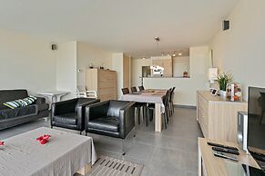 Apartment With Terrace for 4 People