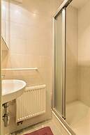 Apartment With Terrace for 4 People