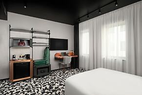 TRIBE Budapest Airport