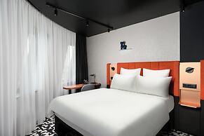 TRIBE Budapest Airport