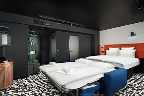 TRIBE Budapest Airport