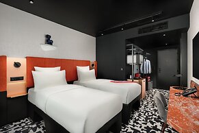 TRIBE Budapest Airport