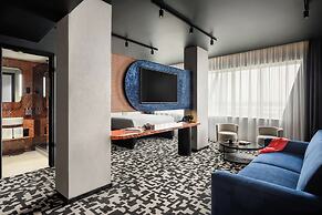 TRIBE Budapest Airport