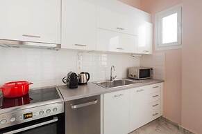 Classic Living 2 Bd Historic Mets Apt